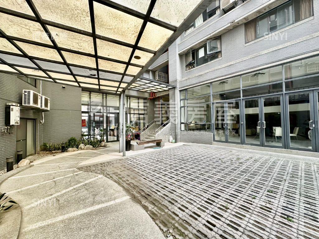 中華國小旁震後三房平車房屋室內格局與周邊環境