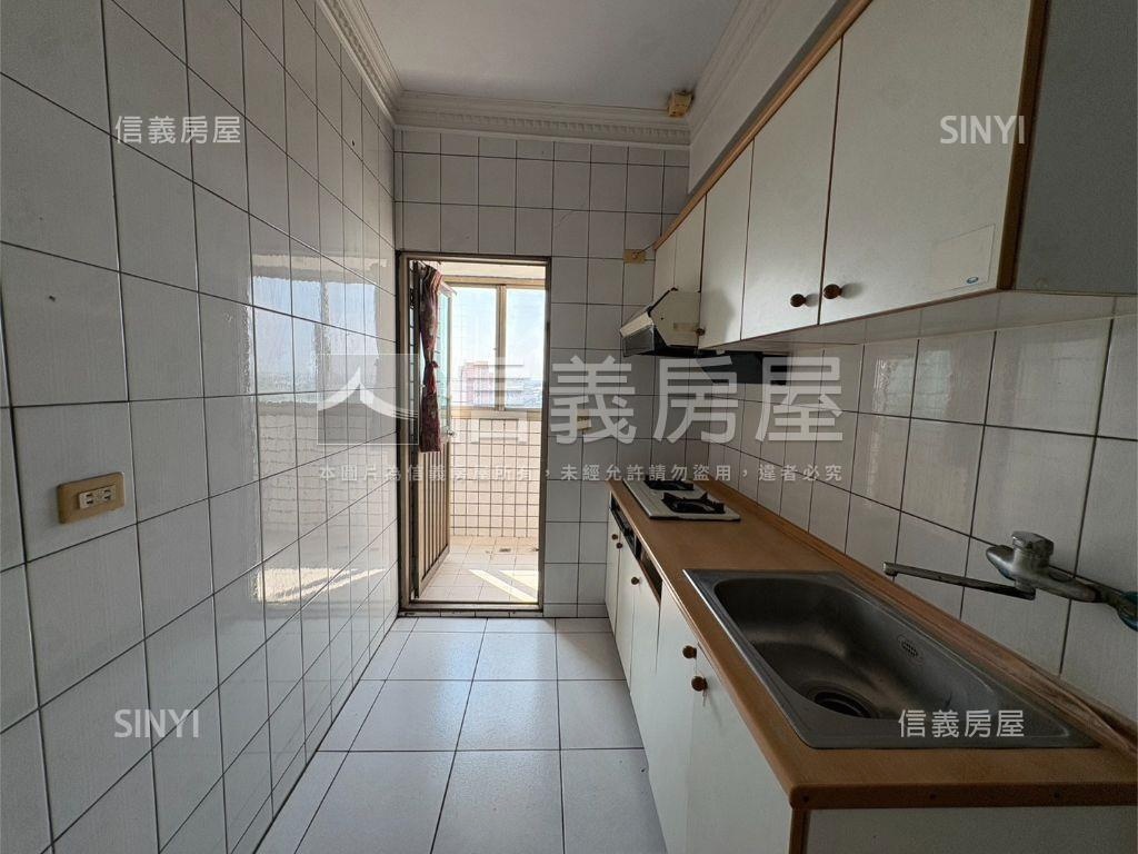 金馬高樓三房房屋室內格局與周邊環境