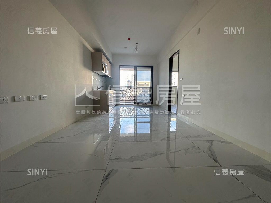 東區邰欣７０兩房兩衛平車房屋室內格局與周邊環境