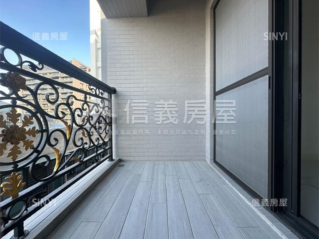 東區邰欣７０兩房兩衛平車房屋室內格局與周邊環境