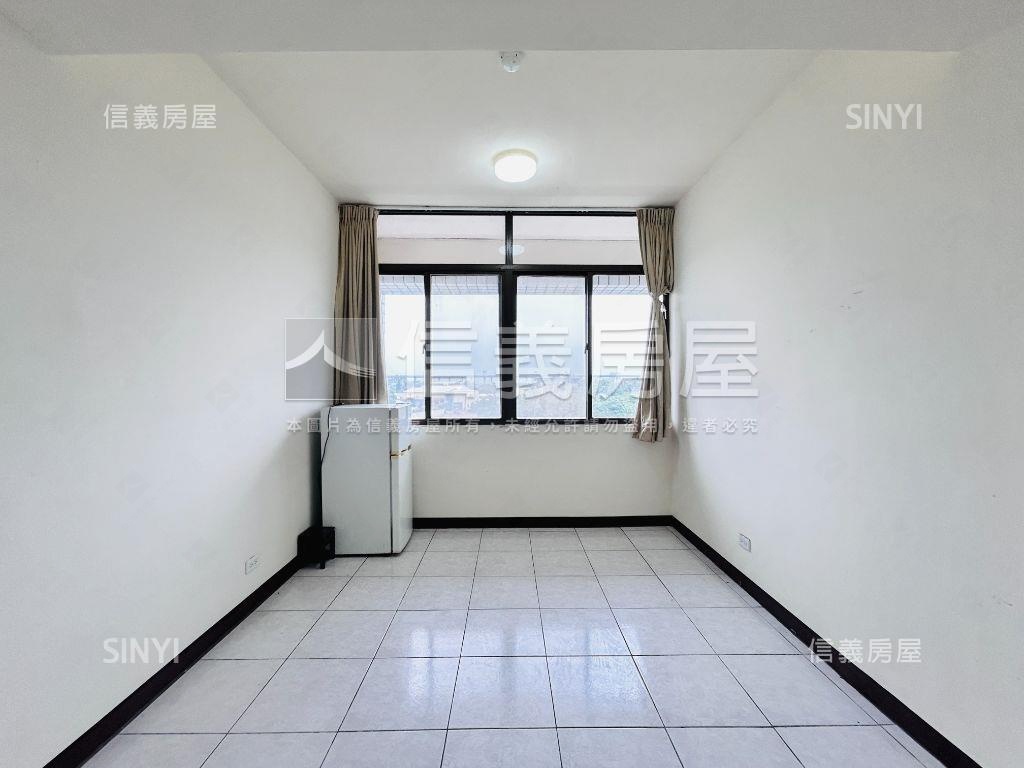 舒適華廈二房。亮房屋室內格局與周邊環境