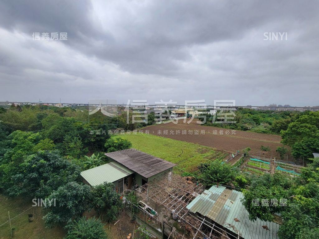 舒適華廈二房。亮房屋室內格局與周邊環境