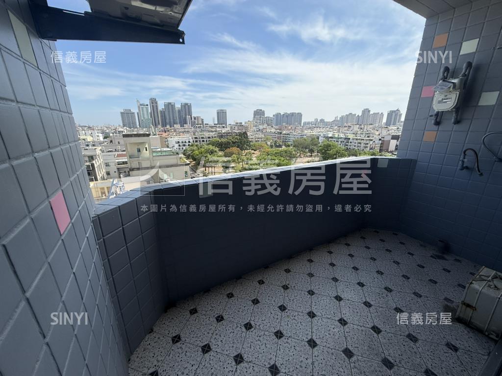 公園對面三房有車位房屋室內格局與周邊環境