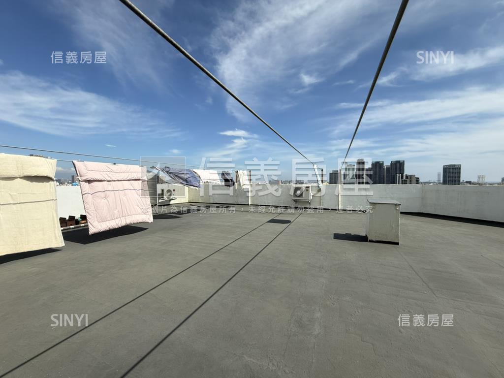 公園對面三房有車位房屋室內格局與周邊環境