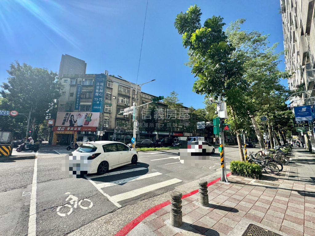 科技大樓☆一二樓雙層店辦房屋室內格局與周邊環境