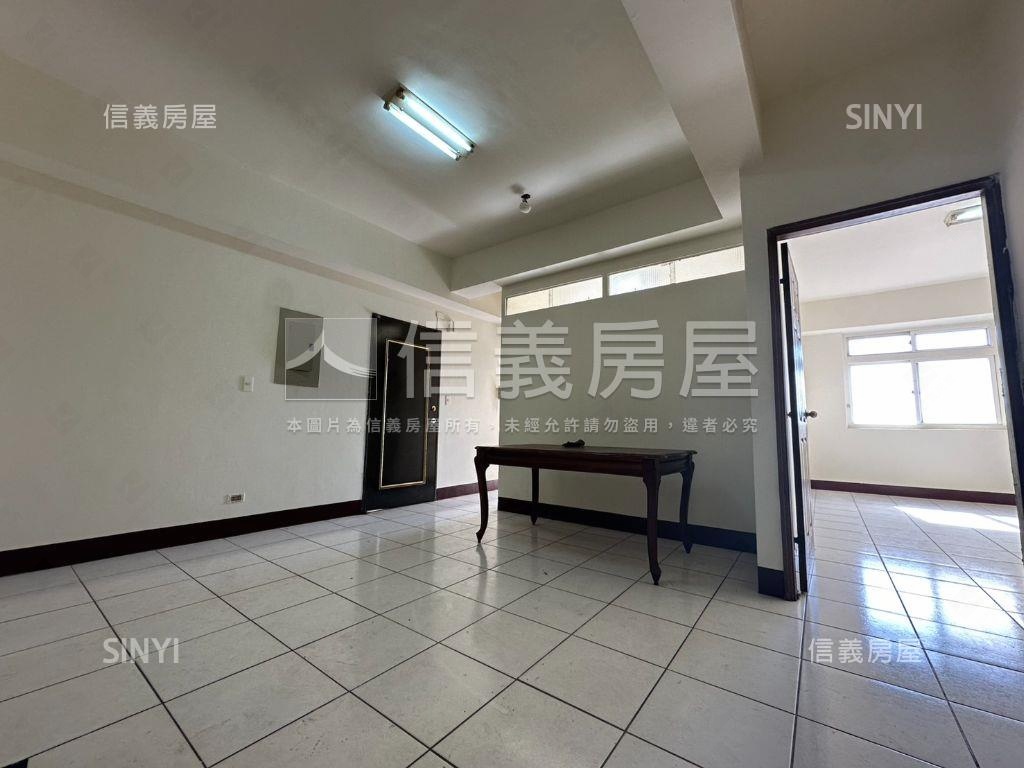 幼獅比佛利採光通風４房房屋室內格局與周邊環境