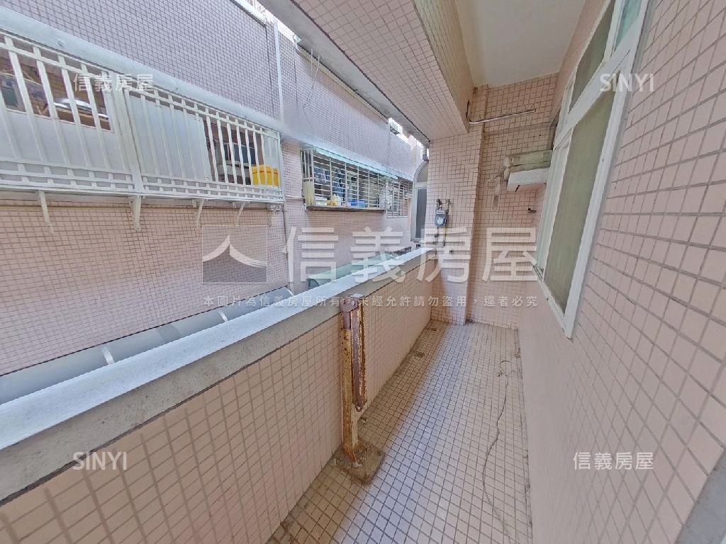 幼獅比佛利採光通風４房房屋室內格局與周邊環境