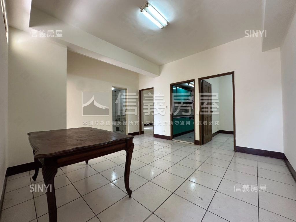 幼獅比佛利採光通風４房房屋室內格局與周邊環境