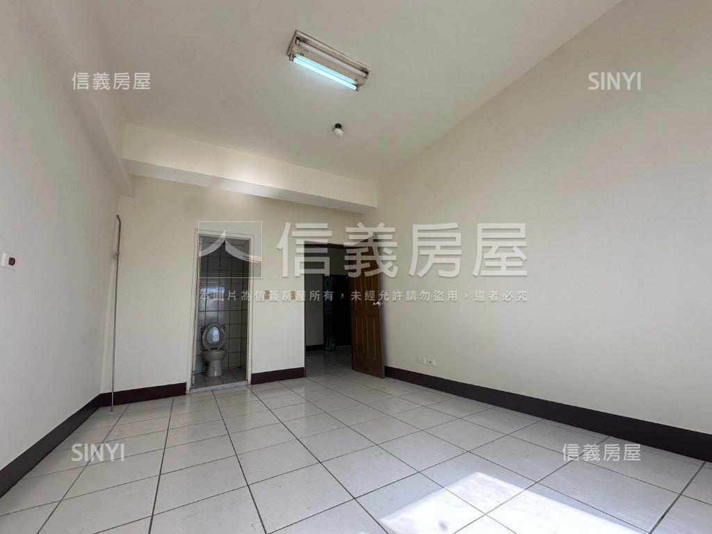 幼獅比佛利採光通風４房房屋室內格局與周邊環境