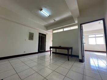 幼獅比佛利採光通風４房