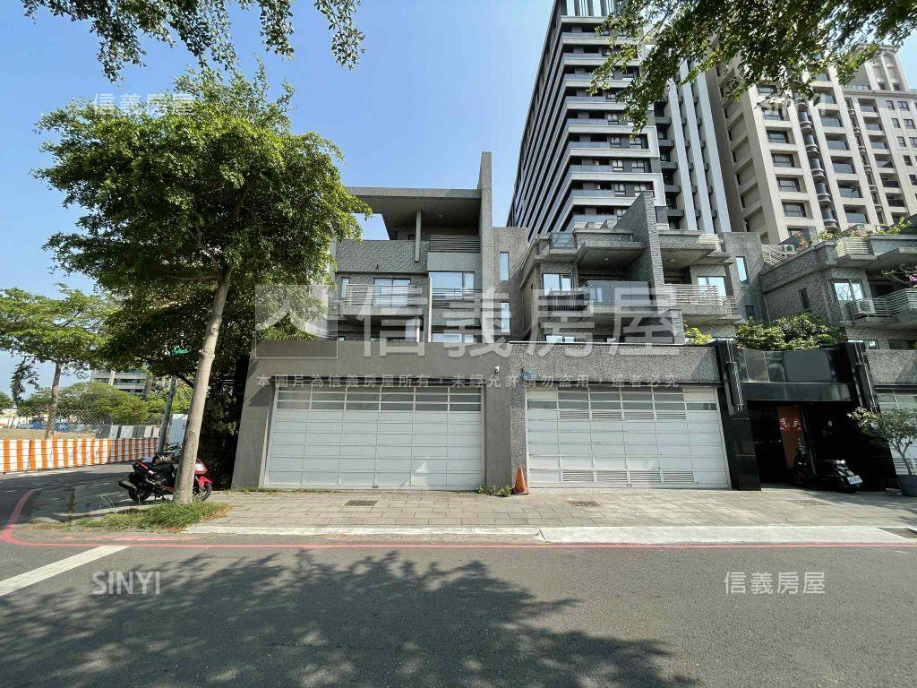 華鳳特區面寬電梯豪邸房屋室內格局與周邊環境