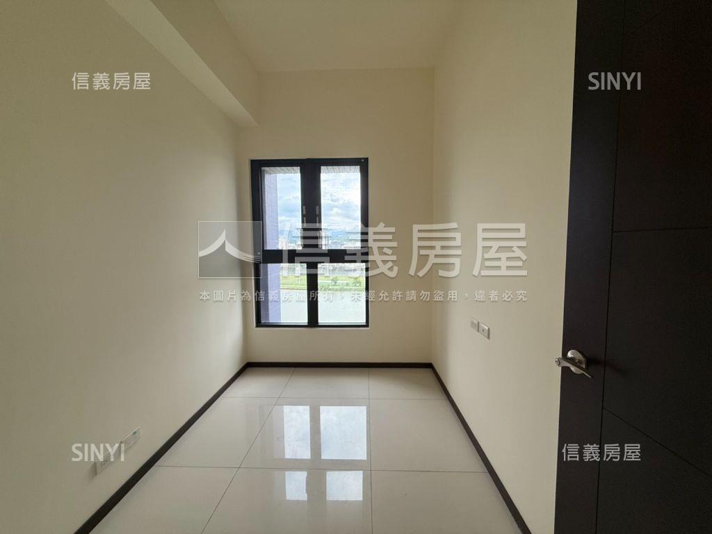 近士北科新成屋河景戶房屋室內格局與周邊環境