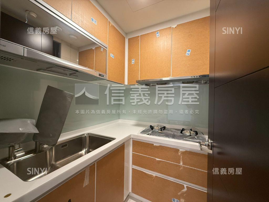 近士北科新成屋河景戶房屋室內格局與周邊環境