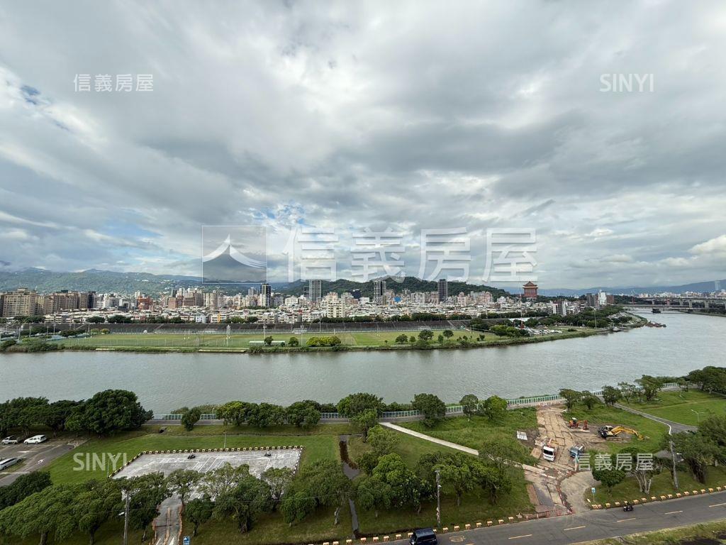 近士北科新成屋河景戶房屋室內格局與周邊環境