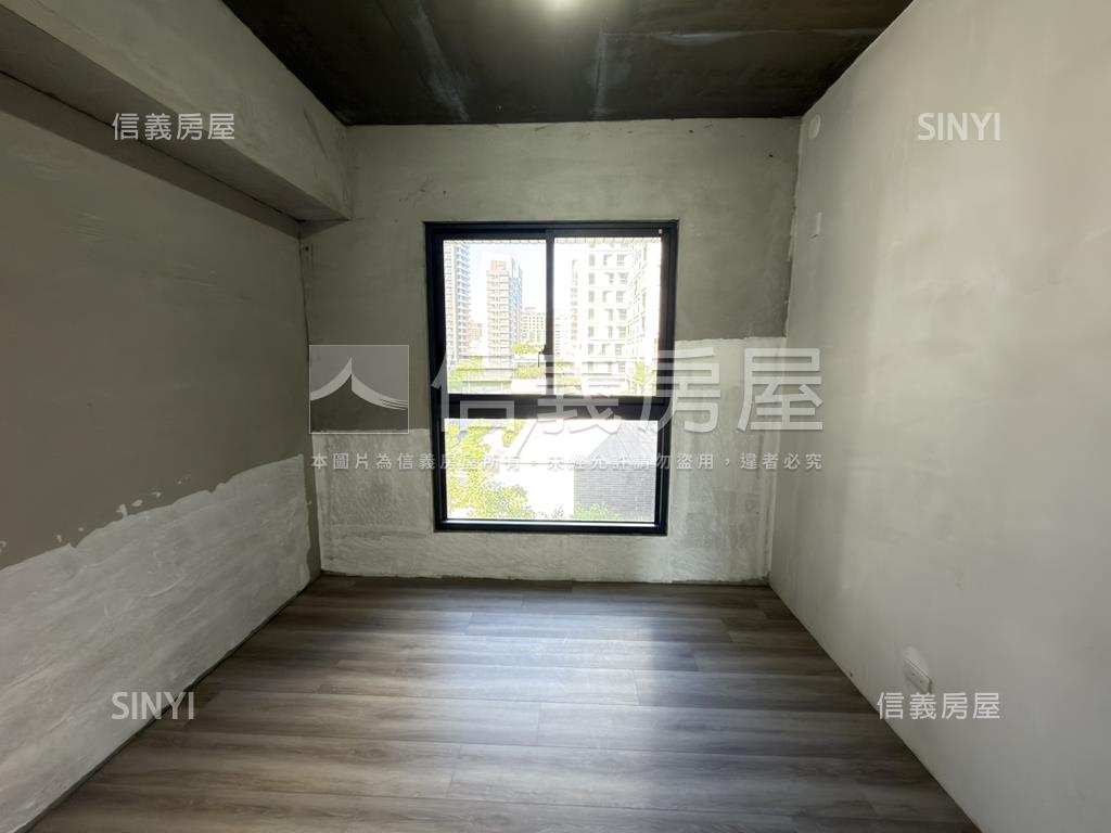 昭揚大河院面溪四房車位房屋室內格局與周邊環境