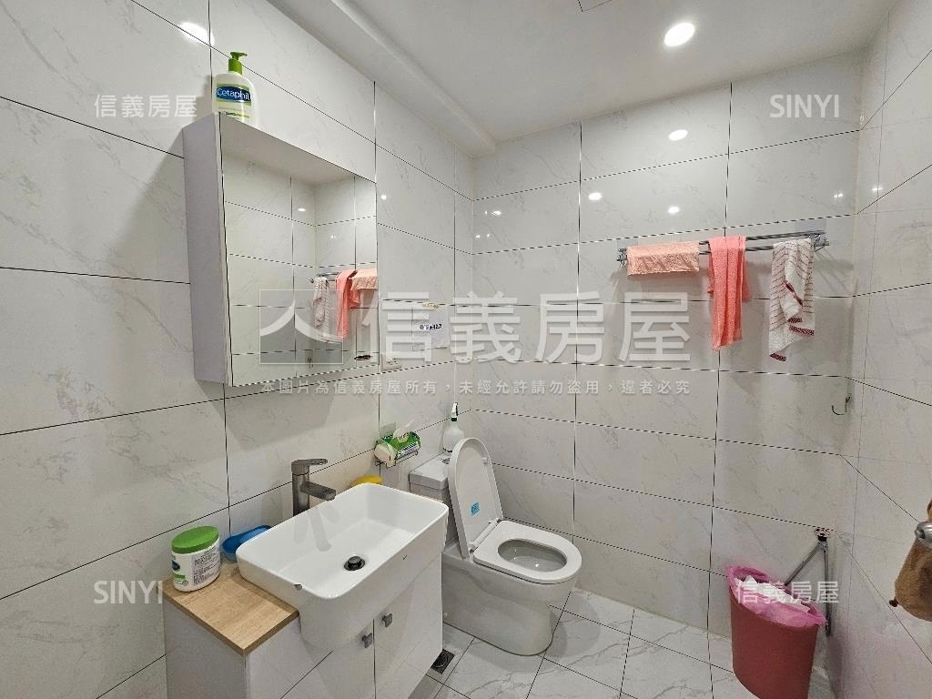 皇翔ＰＡＲＫ大器辦公室房屋室內格局與周邊環境