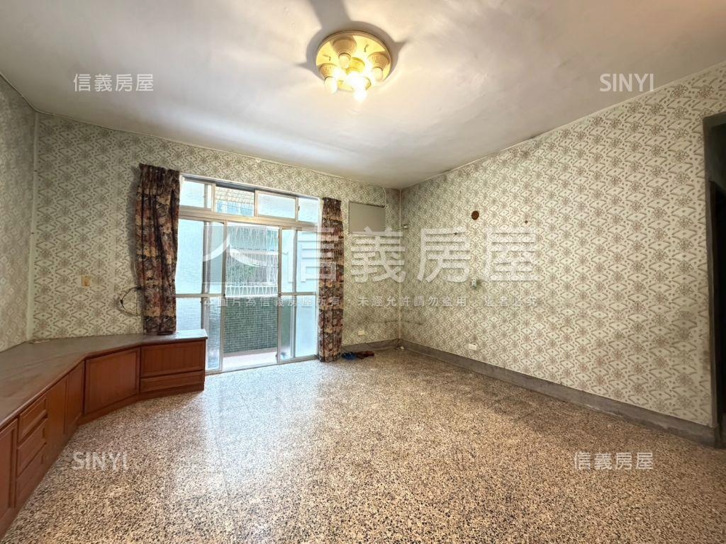 永安捷運免爬高二樓美寓房屋室內格局與周邊環境