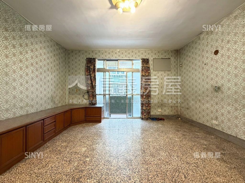 永安捷運免爬高二樓美寓房屋室內格局與周邊環境