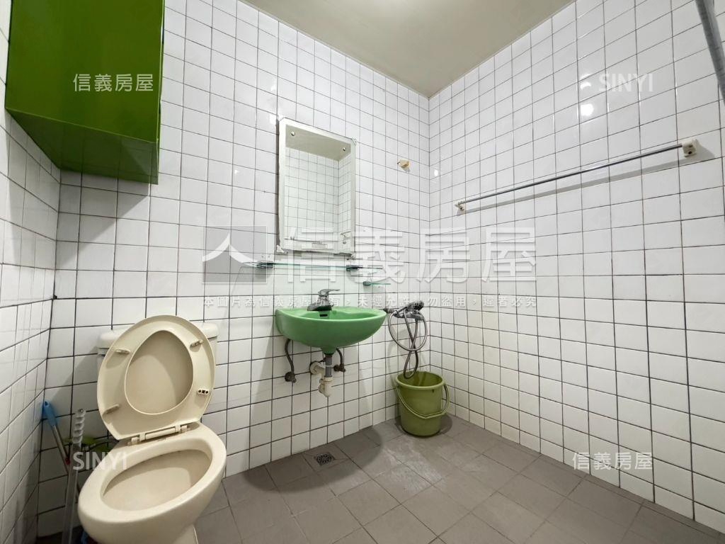 永安捷運免爬高二樓美寓房屋室內格局與周邊環境