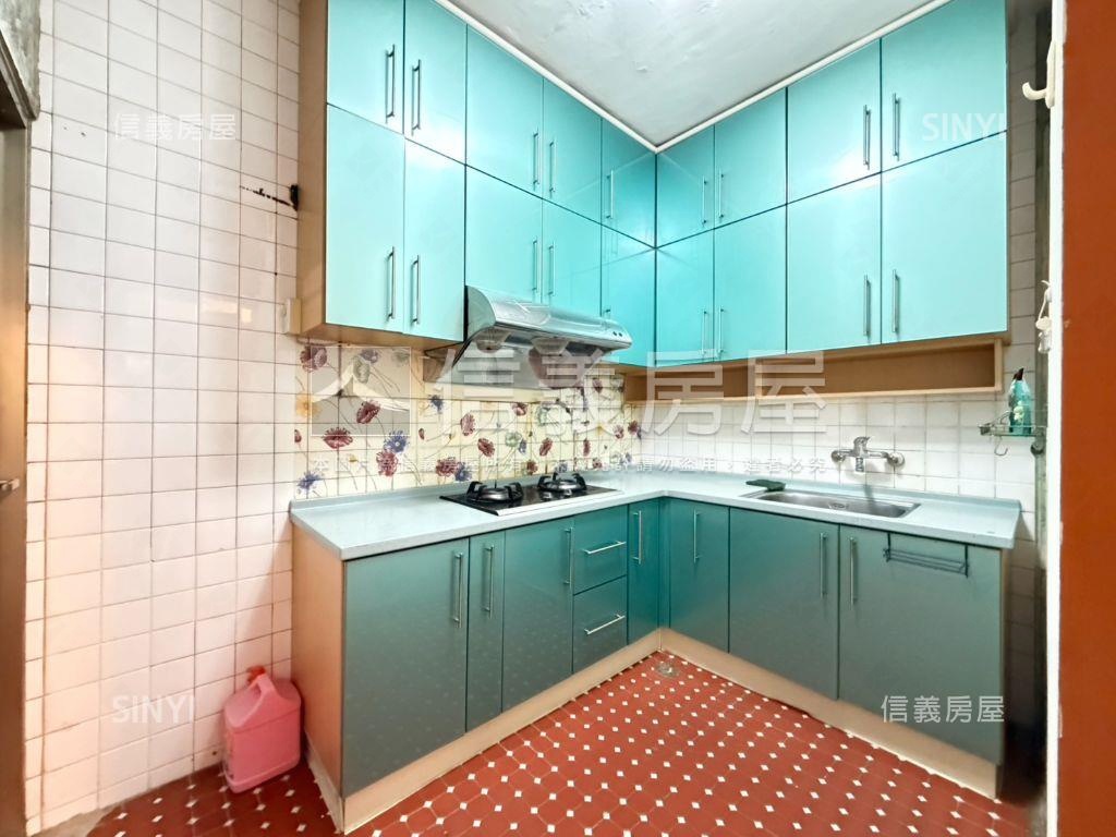 永安捷運免爬高二樓美寓房屋室內格局與周邊環境