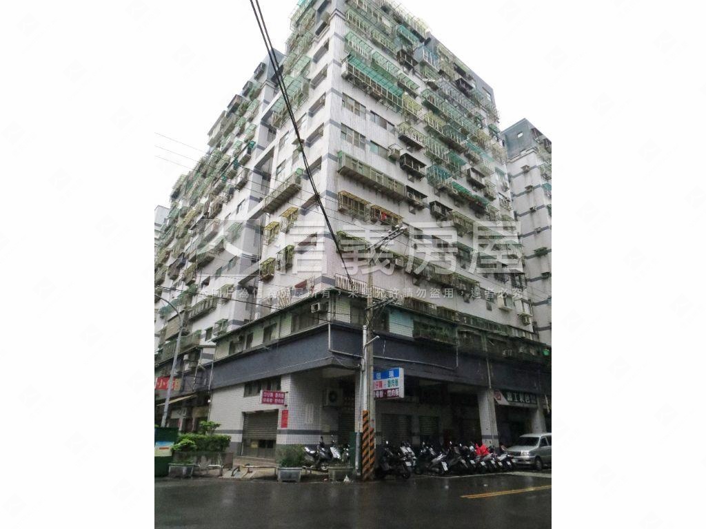 新和商圈居高臨下河景四房房屋室內格局與周邊環境