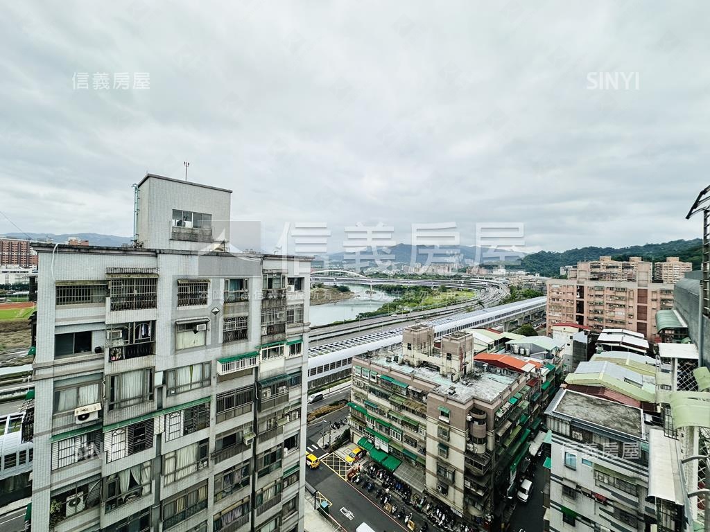 新和商圈居高臨下河景四房房屋室內格局與周邊環境