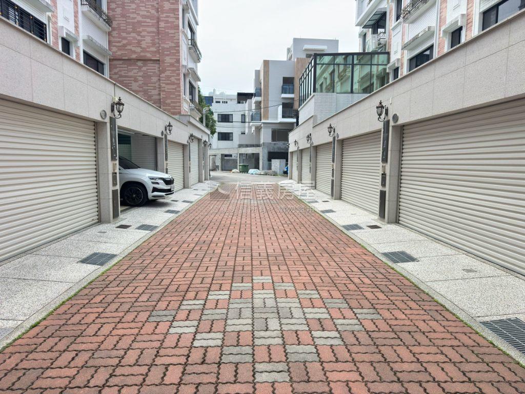 歸仁輕屋齡家的感覺車墅房屋室內格局與周邊環境