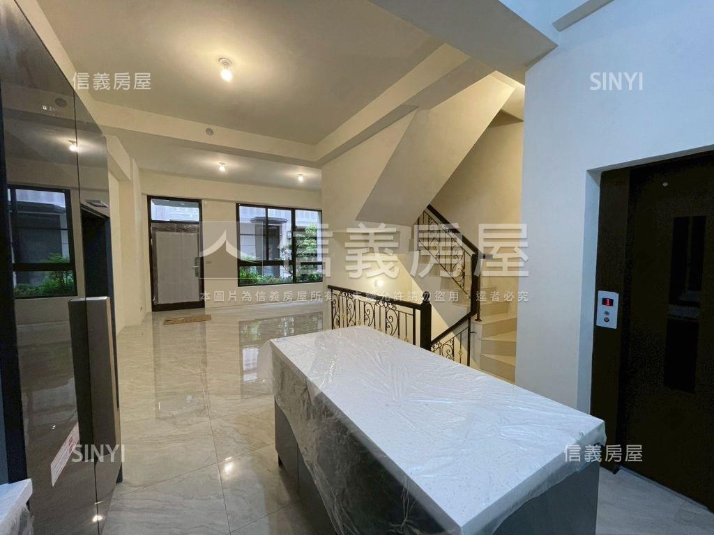 單元二朝南莊園電梯美墅房屋室內格局與周邊環境