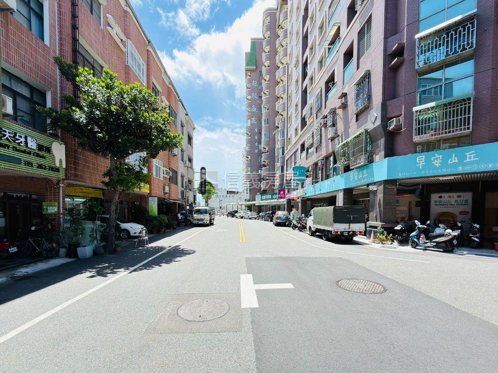 北區北成路｜面寬角窗店面房屋室內格局與周邊環境