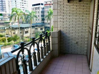 億馬當先－不想上班選這間