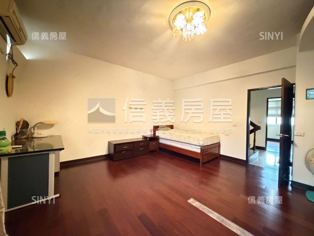 碧瑤城堡近新屋交流道透天房屋室內格局與周邊環境