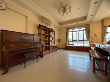 麗寶層峰稀有釋出