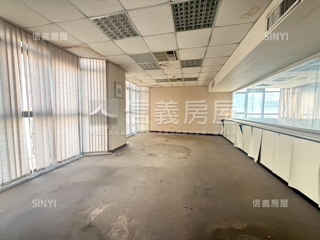 近市區經國路辦公室房屋室內格局與周邊環境