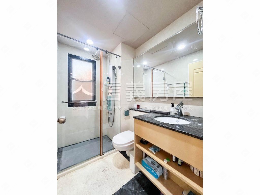 歌劇院交響曲近惠文國中小房屋室內格局與周邊環境