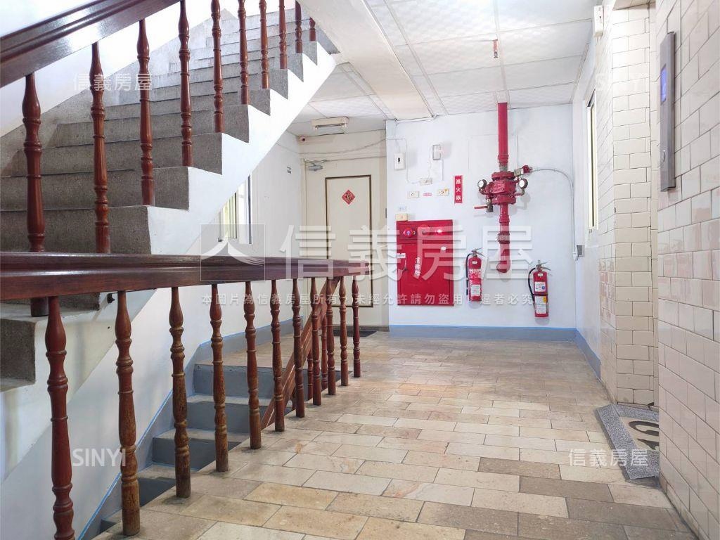 近高醫收租聖品房屋室內格局與周邊環境