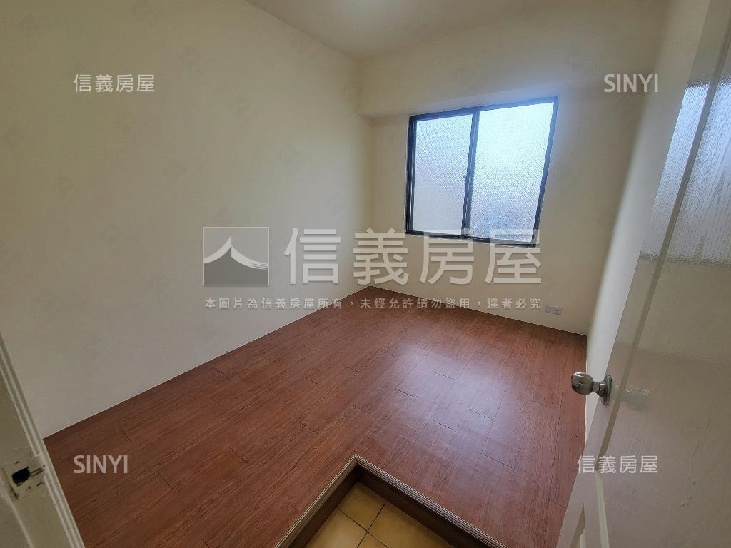 樹孝商圈✦低總價三房平車房屋室內格局與周邊環境