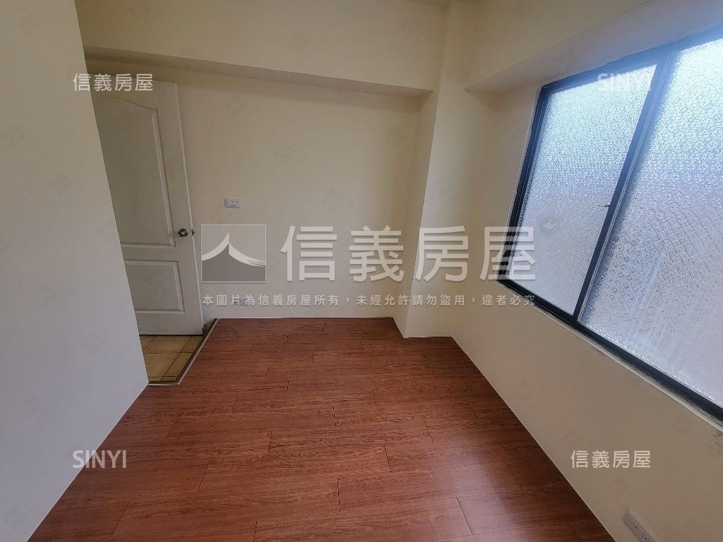 樹孝商圈✦低總價三房平車房屋室內格局與周邊環境