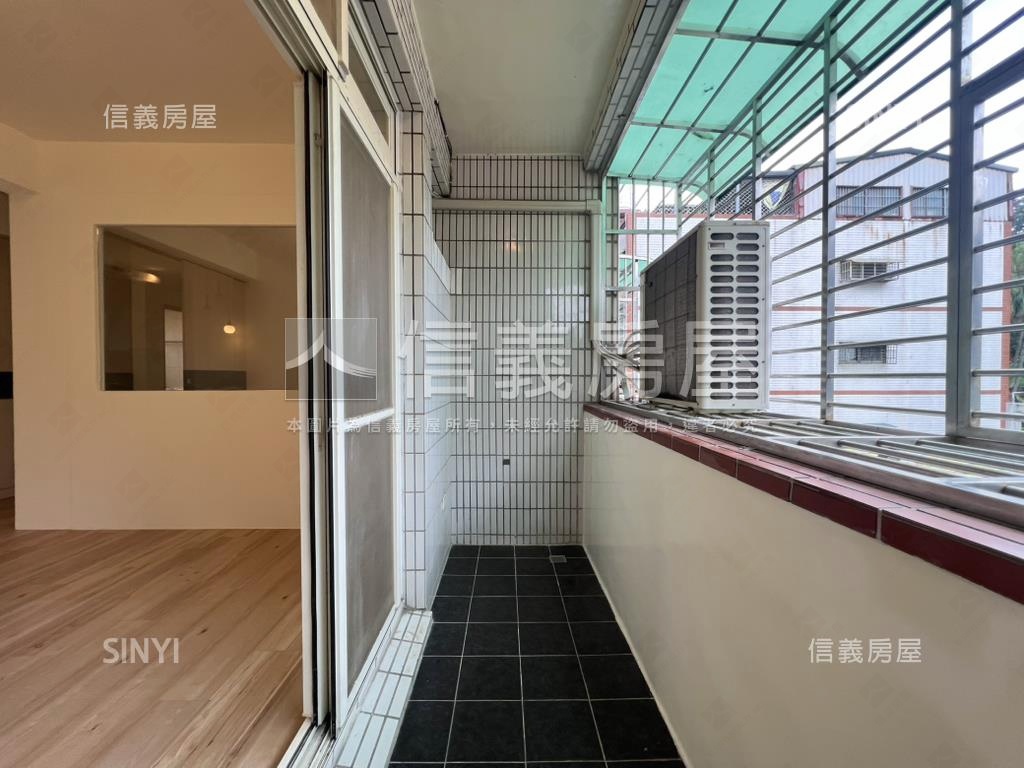 明亮三房兩廳兩衛房屋室內格局與周邊環境