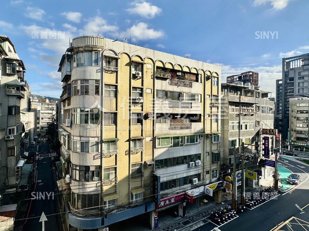 天母國小四房電梯房屋室內格局與周邊環境