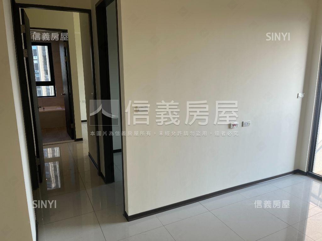 淳白邊間前後陽台三房車位房屋室內格局與周邊環境