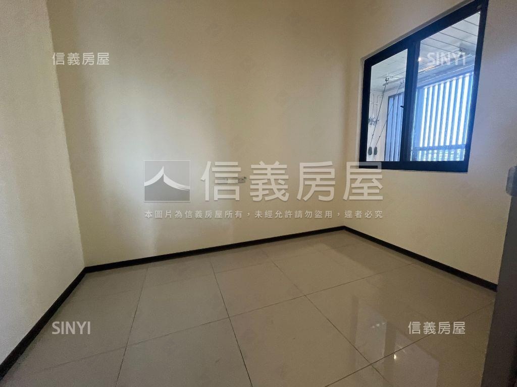 淳白邊間前後陽台三房車位房屋室內格局與周邊環境