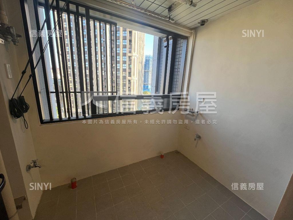 淳白邊間前後陽台三房車位房屋室內格局與周邊環境