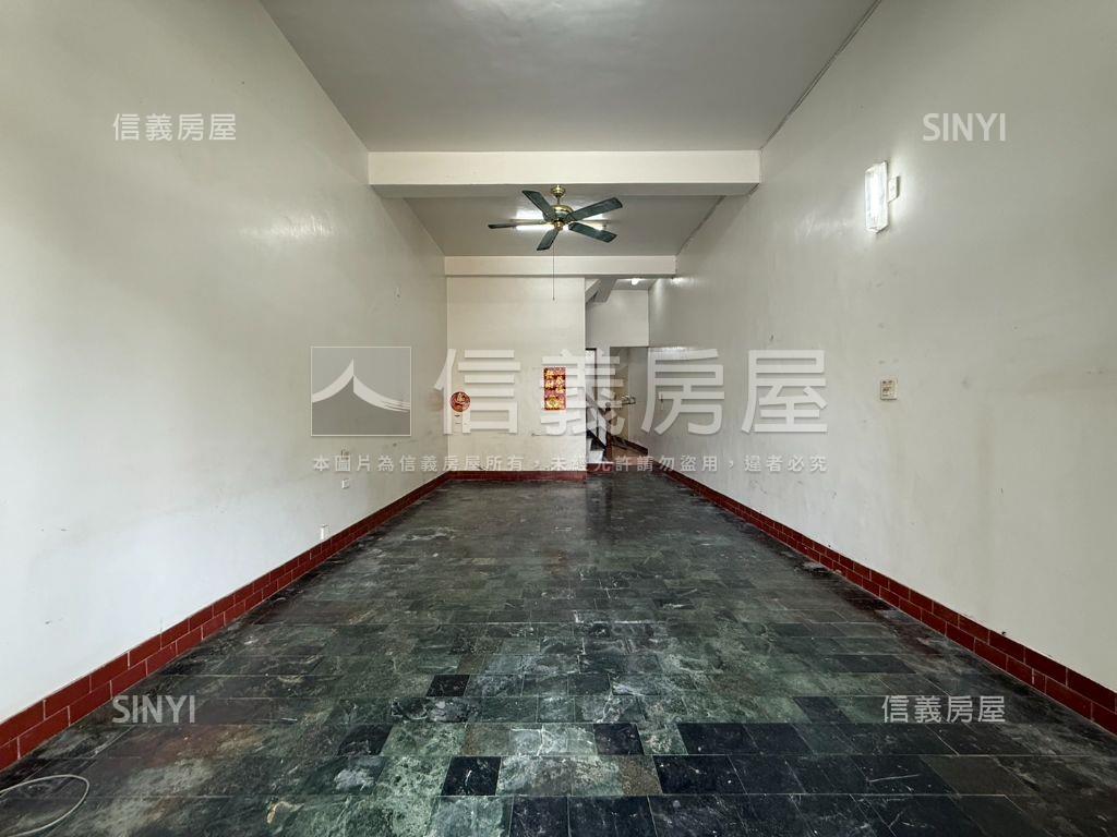 茄萣朝南集市金店住房屋室內格局與周邊環境