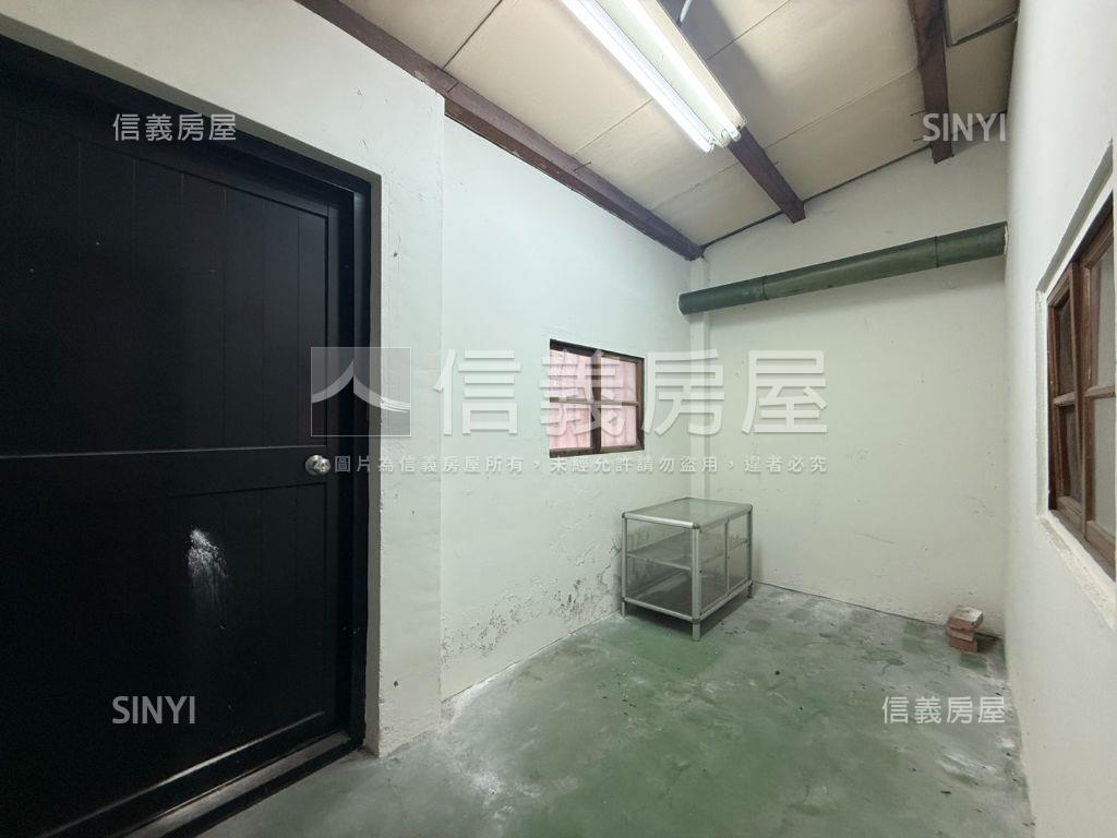 茄萣朝南集市金店住房屋室內格局與周邊環境