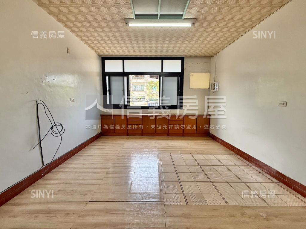 茄萣朝南集市金店住房屋室內格局與周邊環境