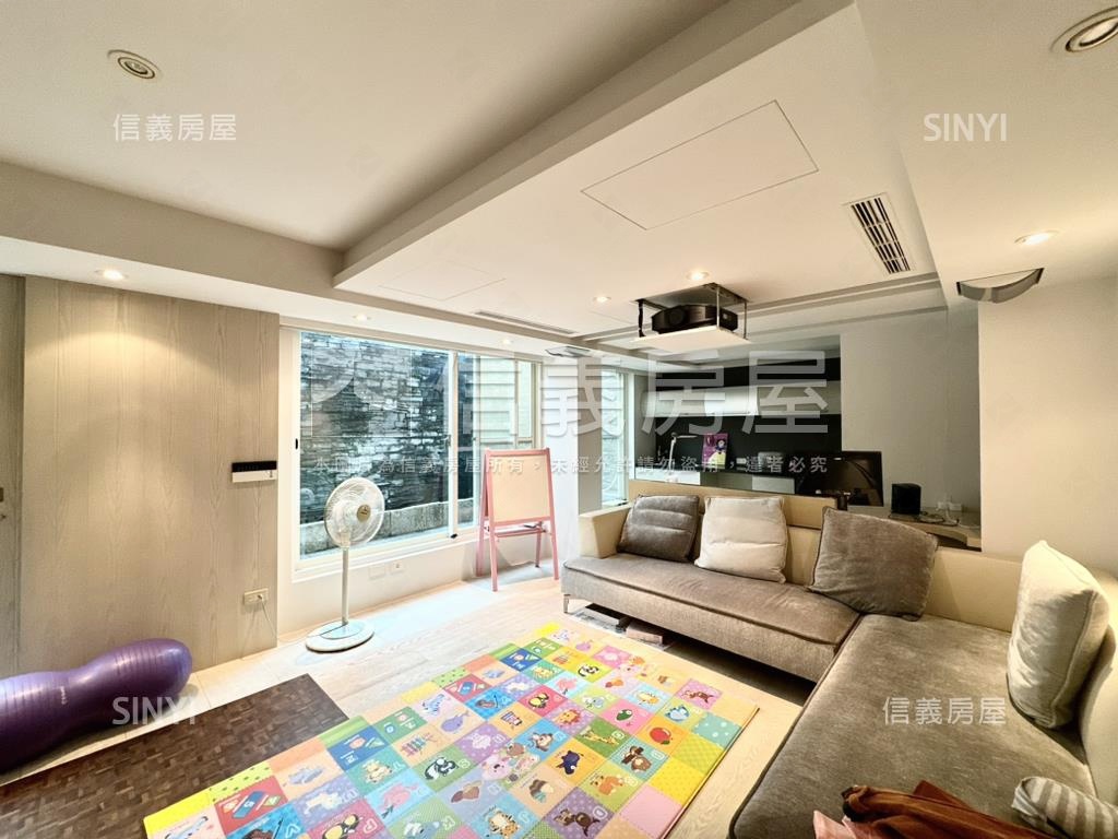 七期南側裝潢花園別墅房屋室內格局與周邊環境