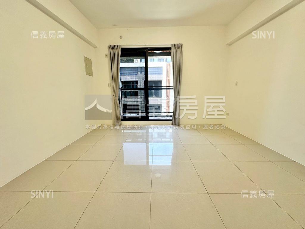 高大輕屋齡前後雙車墅房屋室內格局與周邊環境
