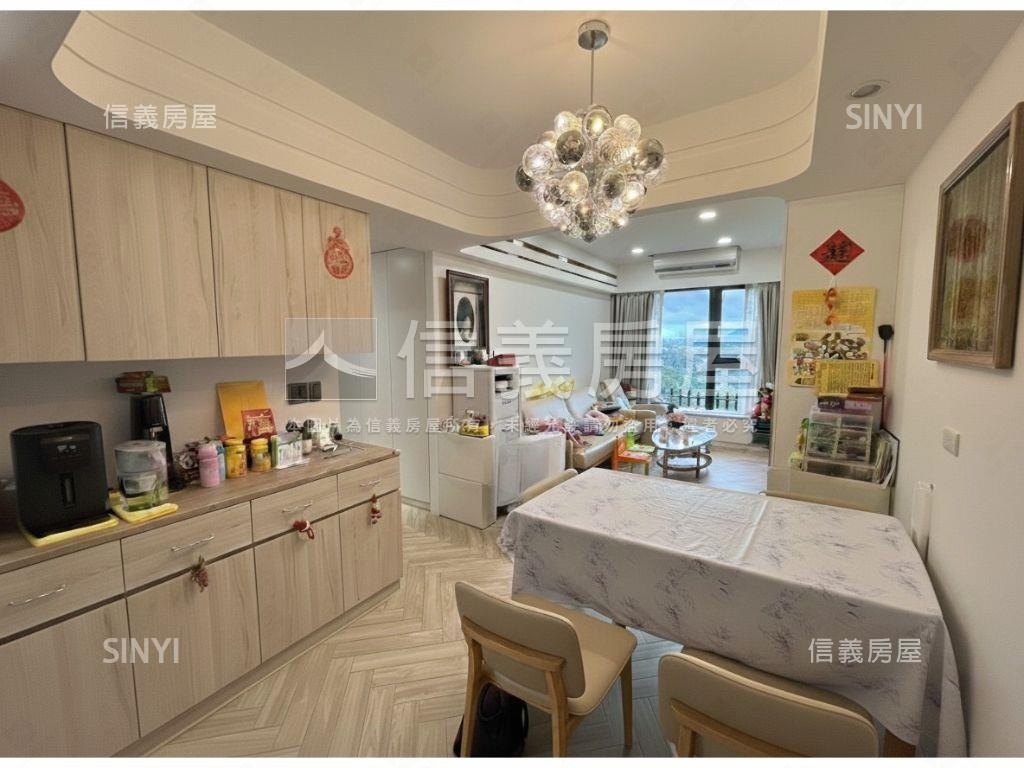 知森堂精美三房車位房屋室內格局與周邊環境