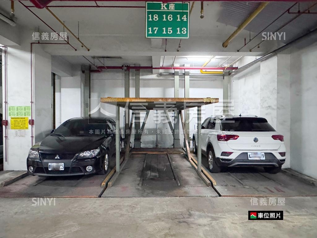 鄰文山特區，寬敞三房車位房屋室內格局與周邊環境
