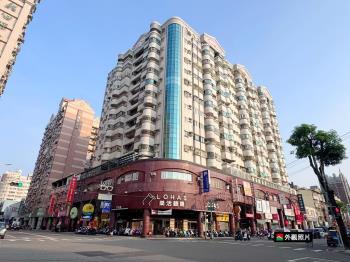 文山成家大三房車位